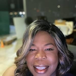 Meet your Posher, Sherrie